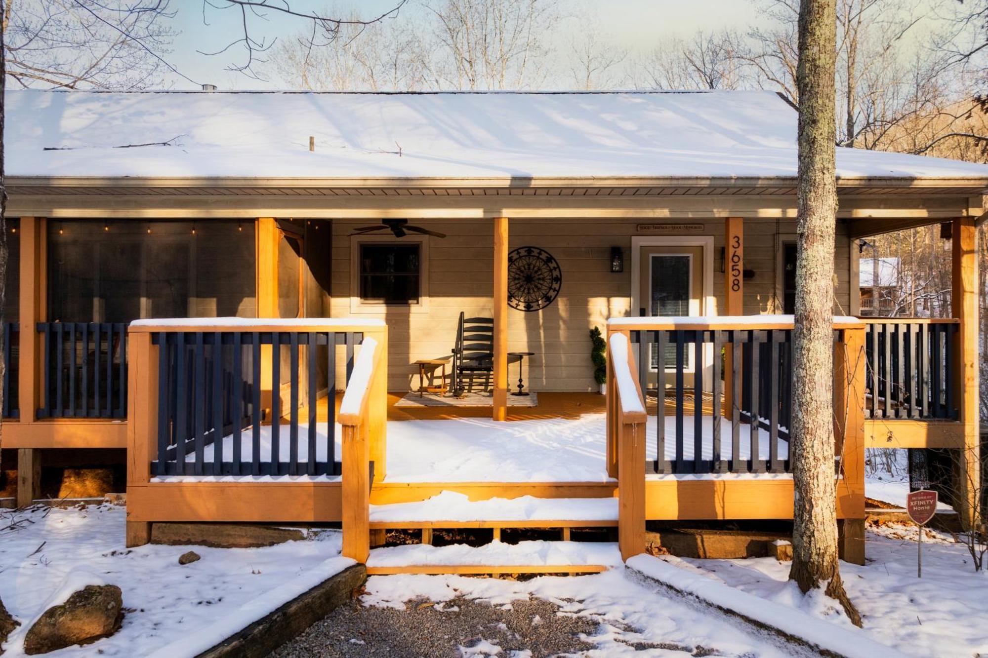 The Moondance Cabin By Lightfoot Stays Vacation Rentals Sevierville Exterior foto